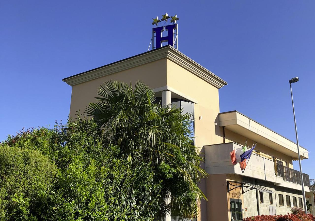 Hotel Caprice Avigliana Exteriér fotografie