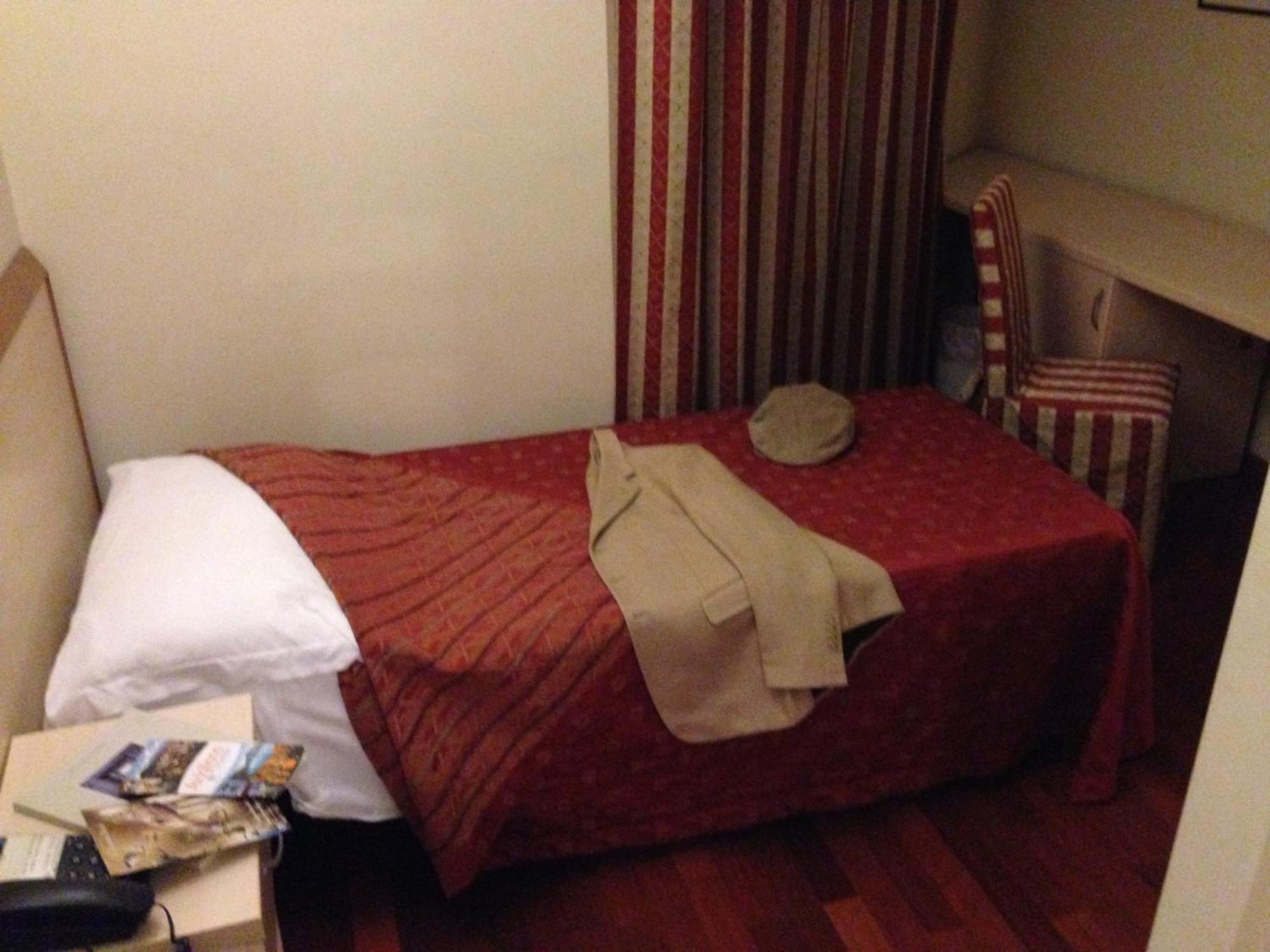 Hotel Caprice Avigliana Pokoj fotografie